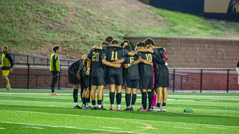Men's Soccer Receives 2025-26 United Soccer Coaches College Team Academic Award