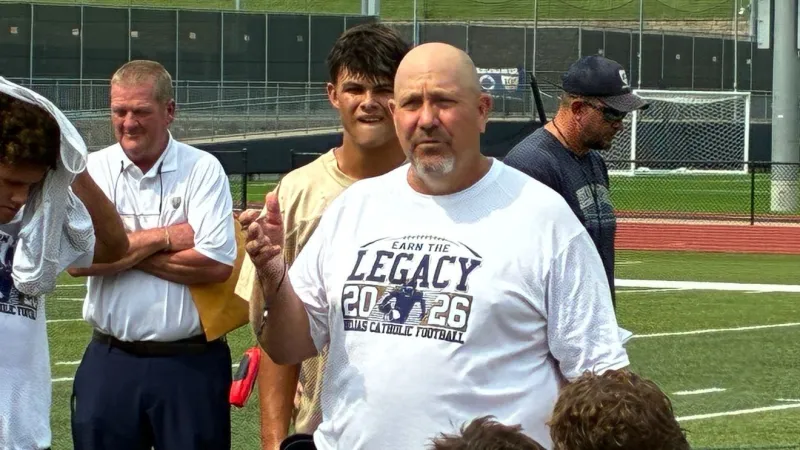 Chris Hentges to step down as Helias football coach after 2026 season
