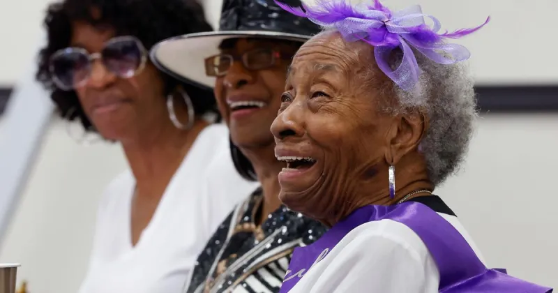 Gloria Coats turns 100 with independence, optimism and a big family