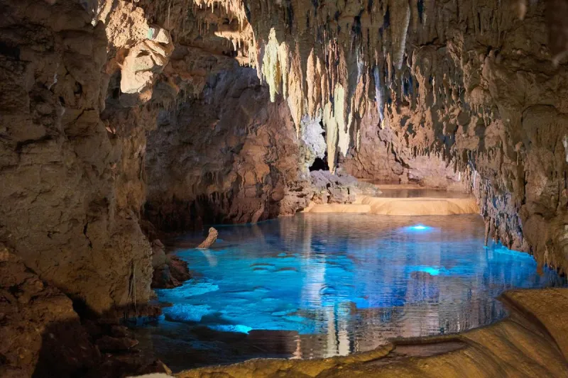 Missouri Cave Named One of America's Best Roadside Attractions