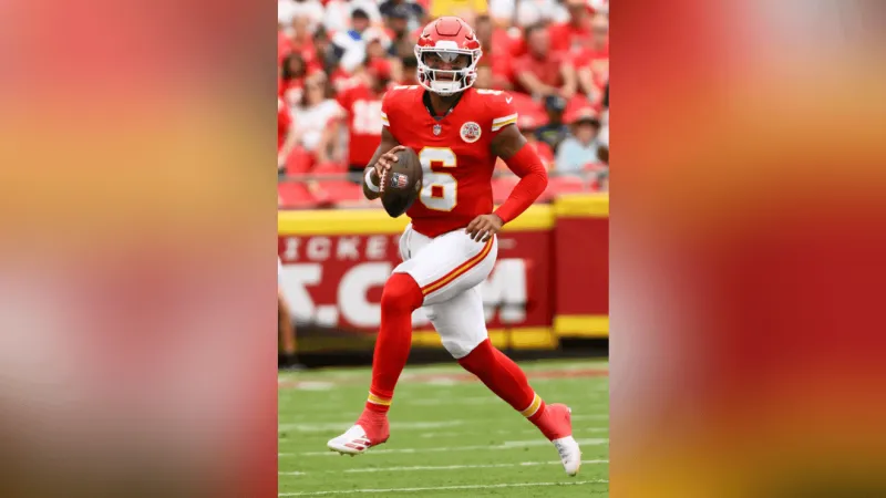 Andy Reid wins replay challenge as Chiefs rack up 12 penalties in loss to Rams