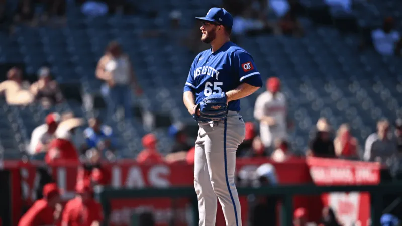 Royals LHP Noah Cameron strikes out 8 while throwing a 1-hitter against the Angels