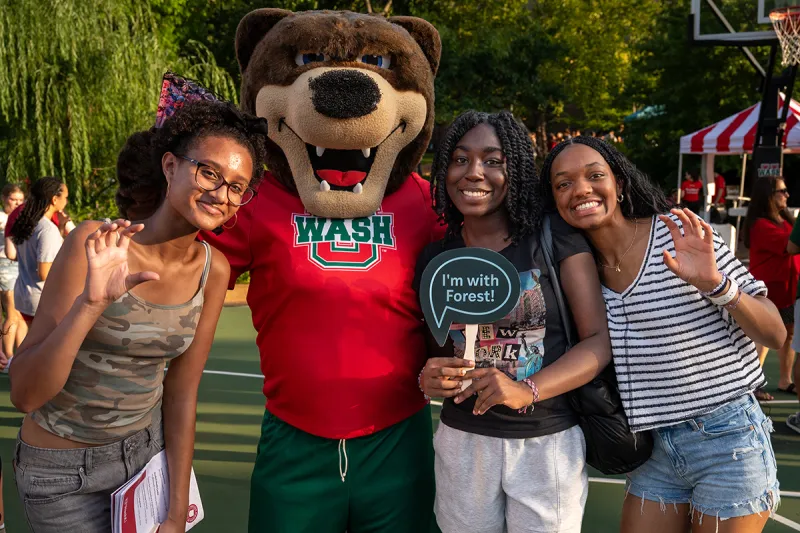 WashU's mascot finally has a name: Meet Forest