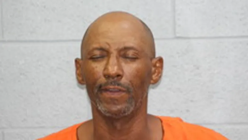 Man jailed on $100,000 bond after alleged vehicle ramming in Cuba, Mo.