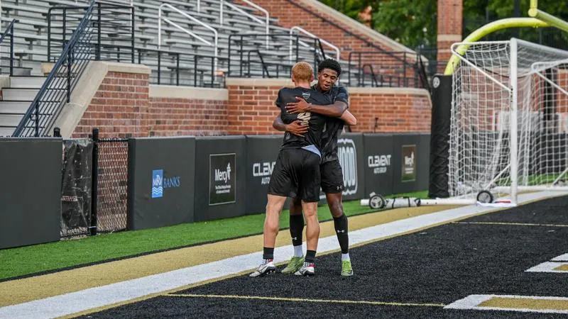 Men's Soccer Blanks Chicago State In Season Opener