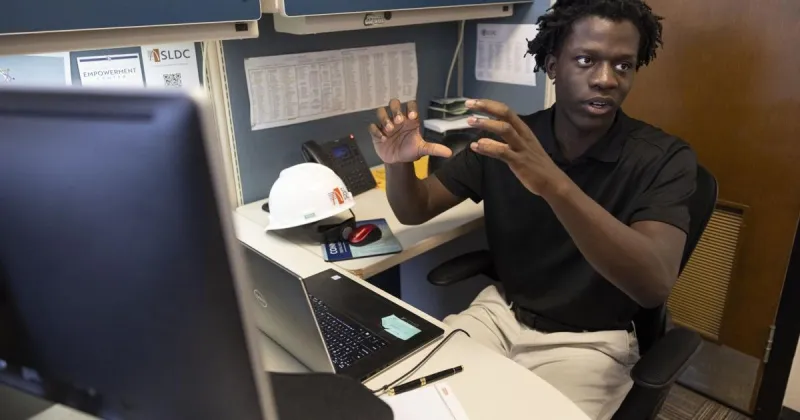 New St. Louis internship program offers tornado-affected students job experience, career support