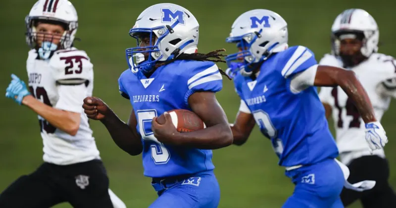 Fully healthy, Jhordyn Croft runs wild in Alton Marquette's win over Dupo in opener