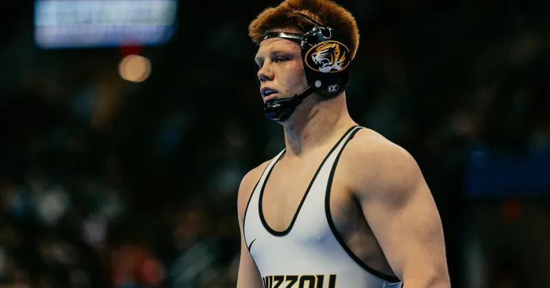 Sinclair wins gold, Morales falls short at U20 World Wrestling Championship