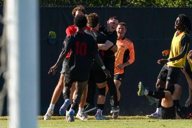 Tritons Host Panthers For Season Opener