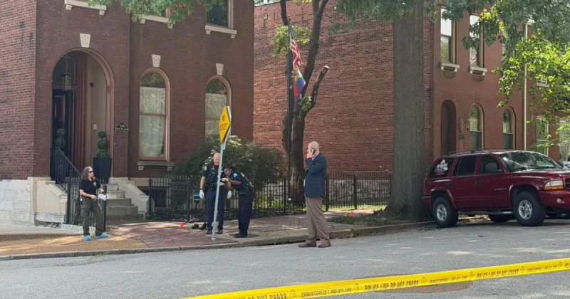 Police release IDs of men in murder-suicide in south St. Louis
