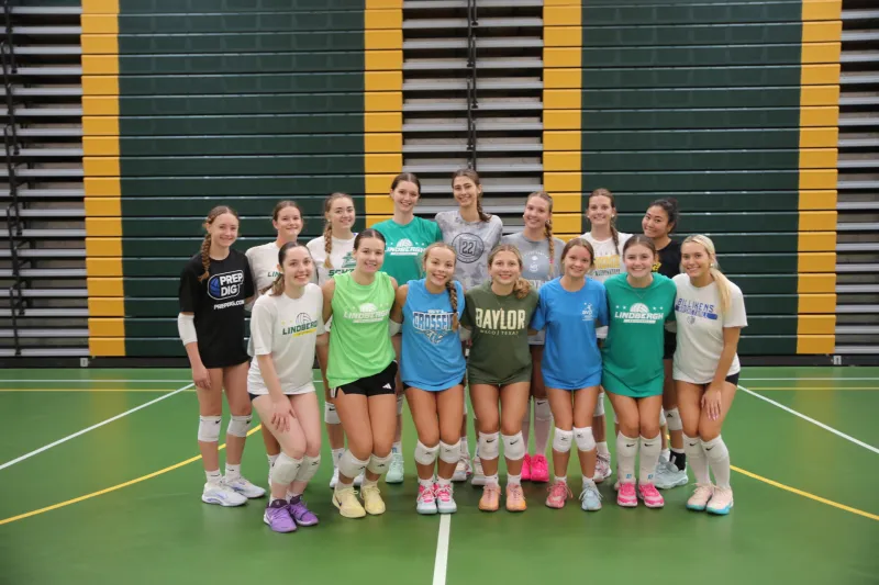 Lindbergh volleyball expects high-level leadership from its athletes this season