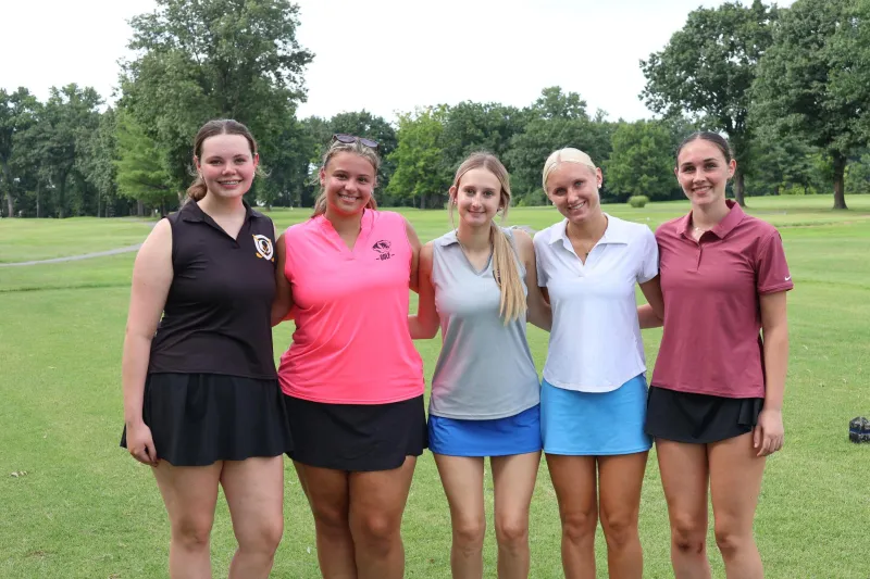 Oakville girls golf welcomes new head coach