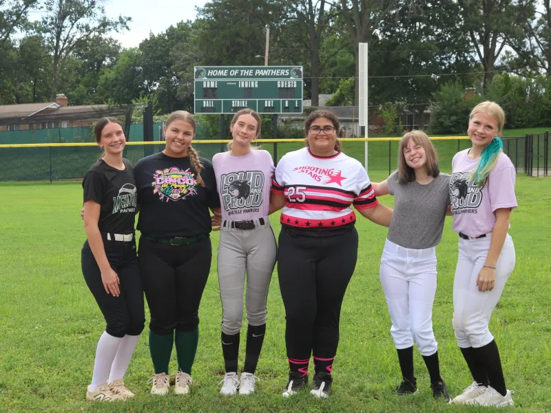Mehlville softball hopes for 'bounce-back' season
