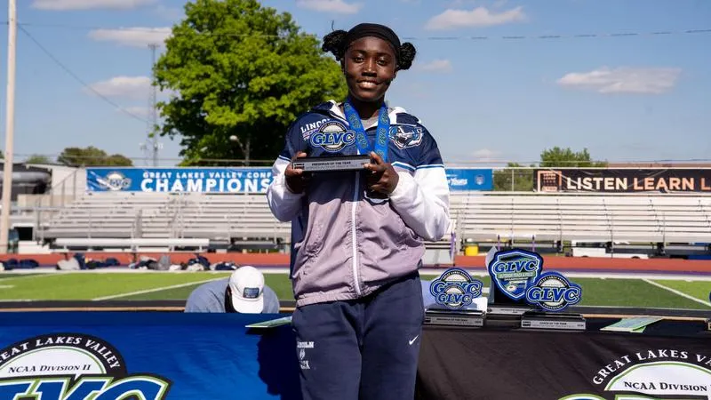 Two Teams, 20 Blue Tigers Earn USTFCCCA All-Academic Honors