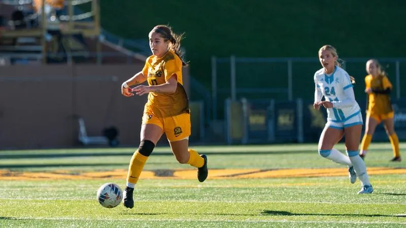 Soccer plays to scoreless draw at Bemidji State Friday