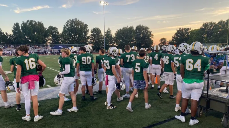 FFN: Rock Bridge unable to hold halftime lead in loss to Lee's Summit West