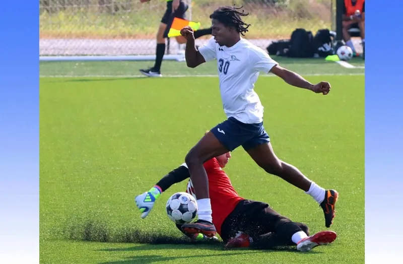 Soccer Roadrunners Earn Second Consecutive Victory