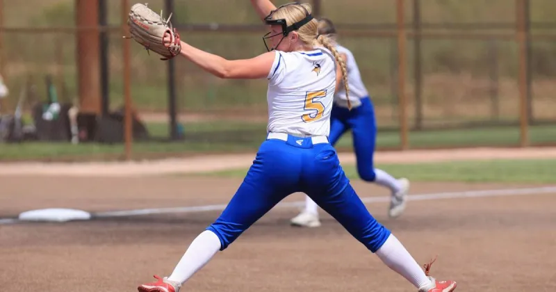 Darleigh Walden steps in for teammate to lead Francis Howell to tournament championship
