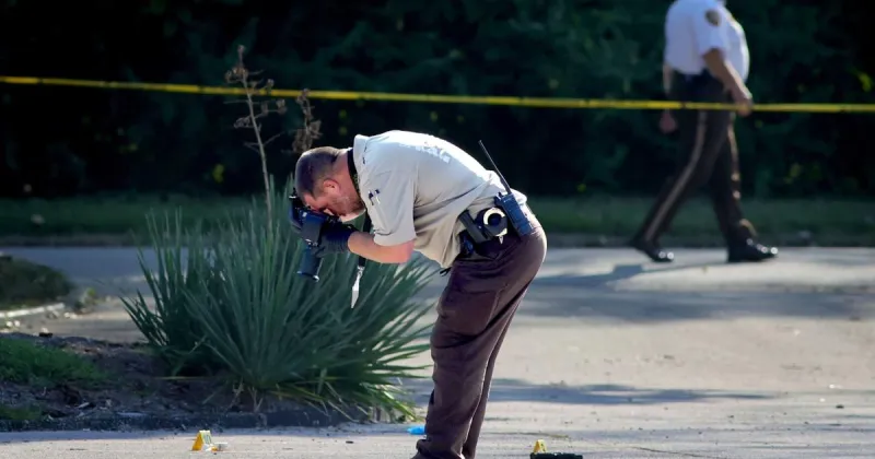St. Louis County police shoot, injure man seen pointing gun at motorists