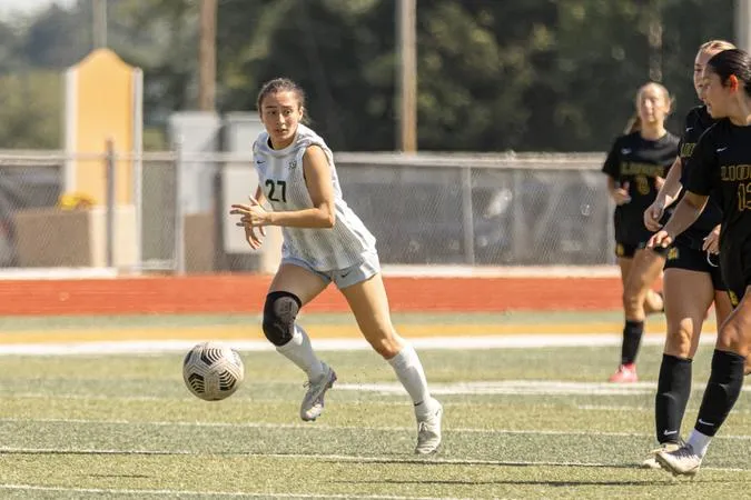 S&T Hosts Upper Iowa in Conference Opener