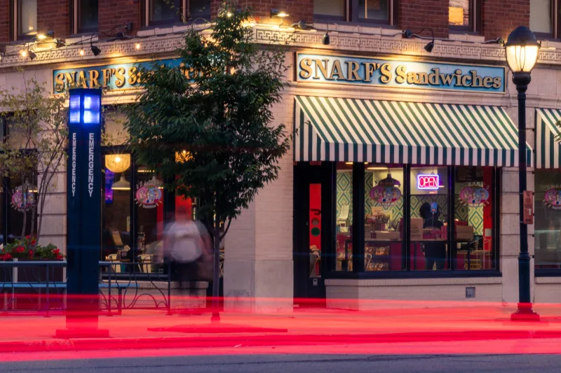'Save Me, Scene!': Off-campus dining
