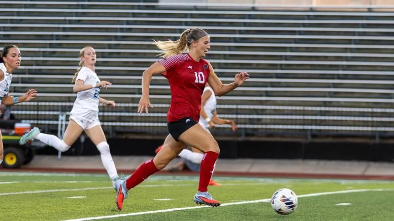 Ichabods Break Through After Halftime to Top Women's Soccer