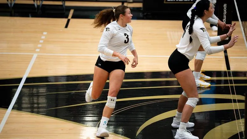 Women's Volleyball Travels to DeKalb for NIU Invitational