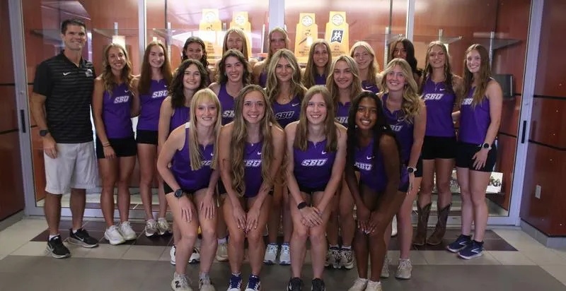 Women's Cross Country Seeks Another Strong Season Beginning Saturday