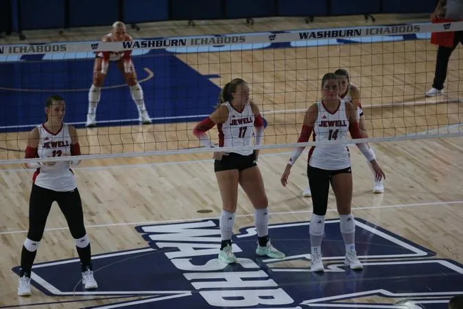 Cardinals Suffer Pair of Setbacks at Gorilla Classic