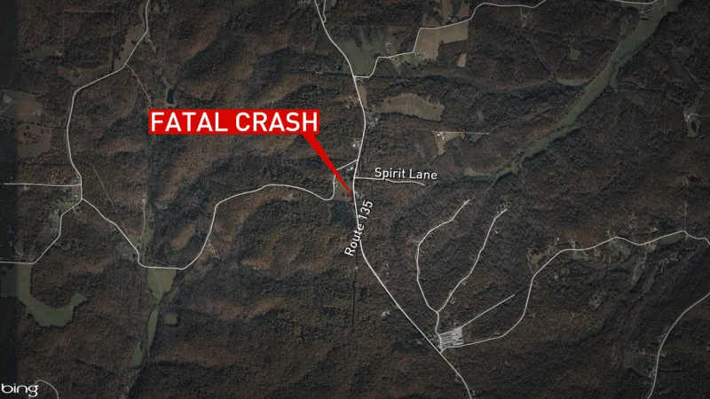 Sunrise Beach man dead after truck strikes tree in Morgan County