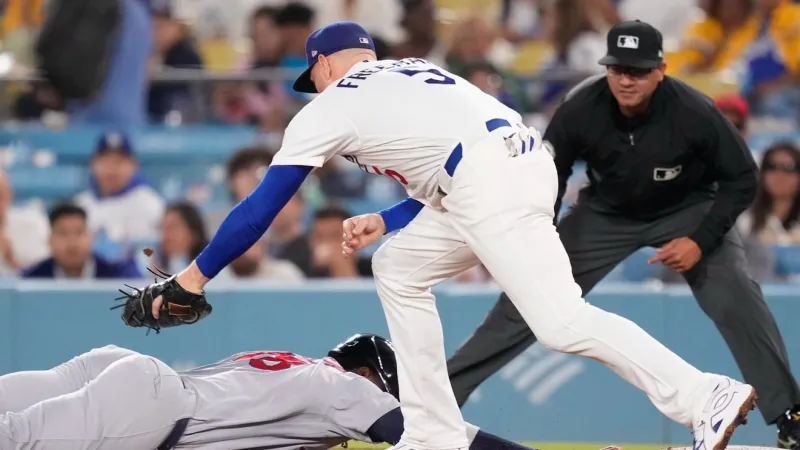 Teoscar Hernndez delivers a dramatic 9th-inning walk-off double as Dodgers top Cardinals
