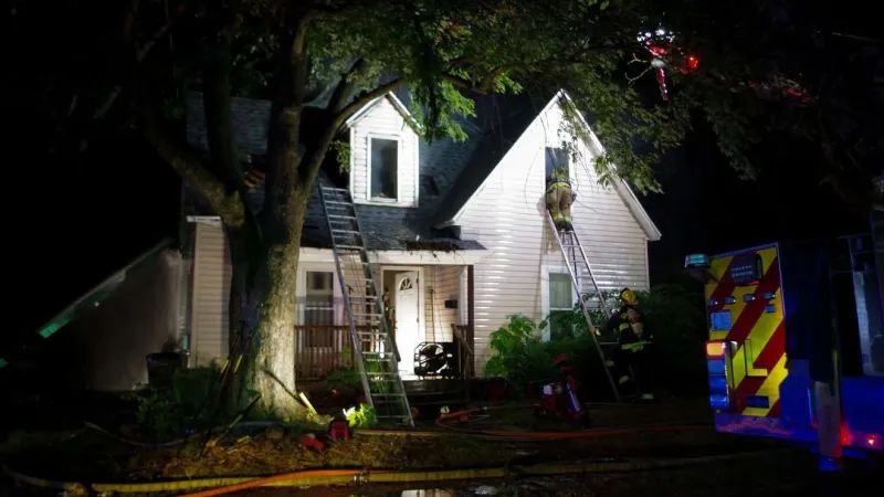 No injuries reported after Columbia firefighters battle house fire