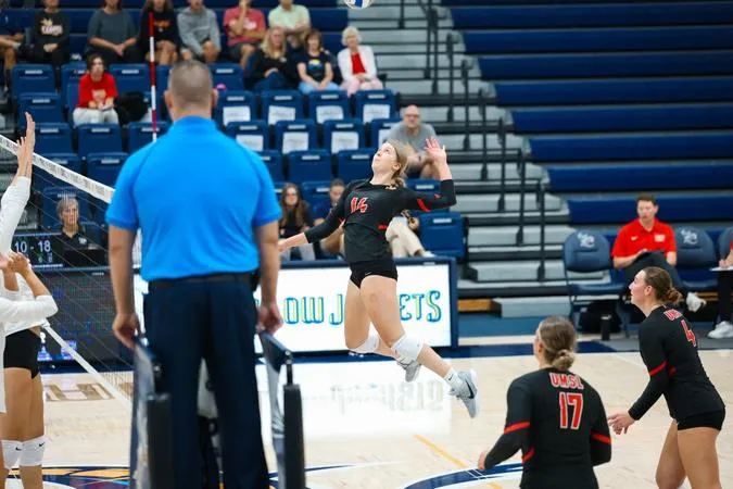 No. 17 Tritons Drop Two in Tampa