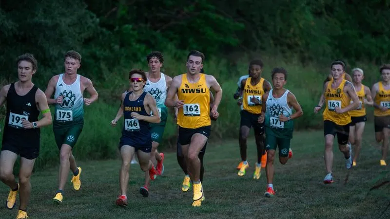 Men place first, women second in Griffon Twilight Friday