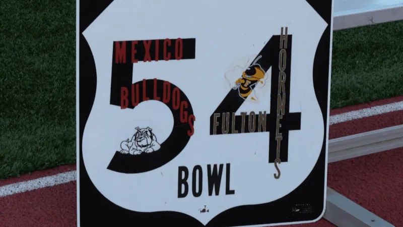 FFN: Mexico takes down Fulton to win Highway 54 Bowl