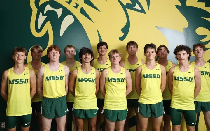 Lions Men Win Bearcat Invitational, Women Finish Second