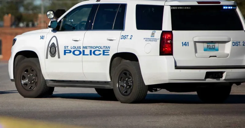 St. Louis cops crack down on red-light runners