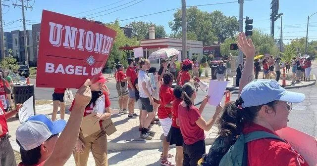 Union Loafers workers rally outside St. Louis bakery, demand union be recognized