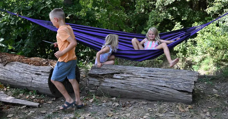 Labor Day celebration draws community to Cooper's Landing
