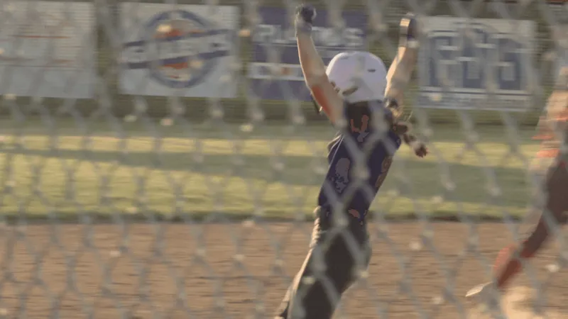 Hickman wins 6th straight while Hallsville walks it off against Mexico in HS softball
