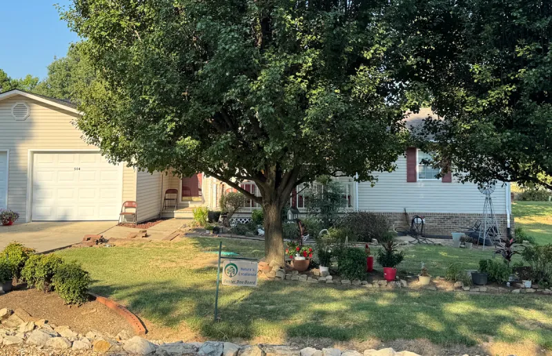 Curtiss Baisden Home Named Ward 2 August Yard of the Month