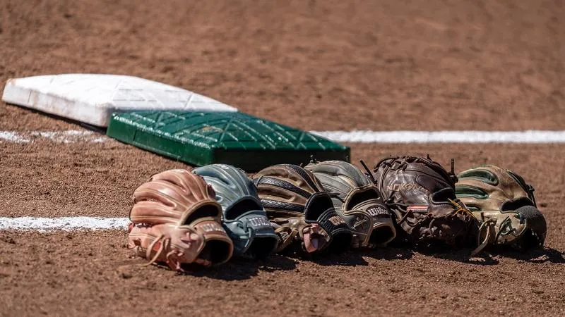 Softball to Host LionBall on Oct. 30