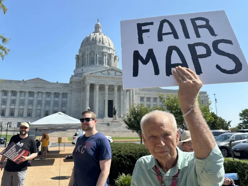 Federal judge temporarily blocks Missouri from using old House map after Supreme Court declined case