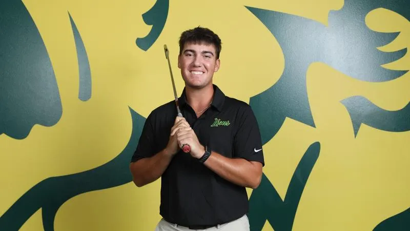 Men's Golf Sit Third After Day One at The Mule