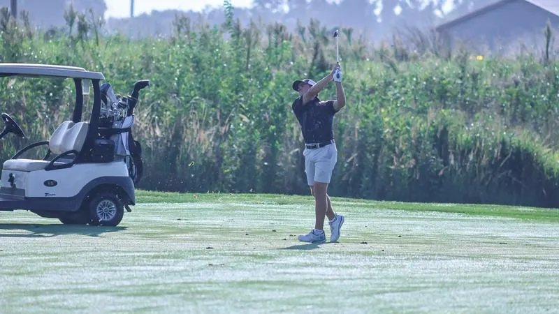 Bostrom Leads Charge as Men's Golf Places Second at Arch Cup