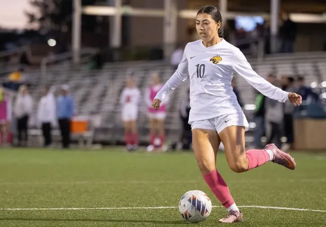 Gorloks Women's Soccer Falls to Millikin, 4-1