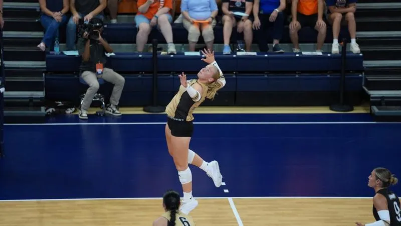 Women's Volleyball Drops Midweek Match at Illinois