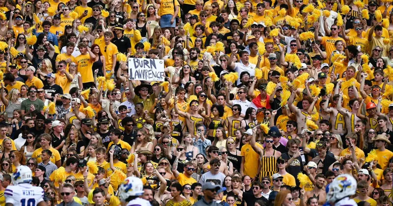 Border raids resume: Mizzou returns to Lawrence for first time since 2005