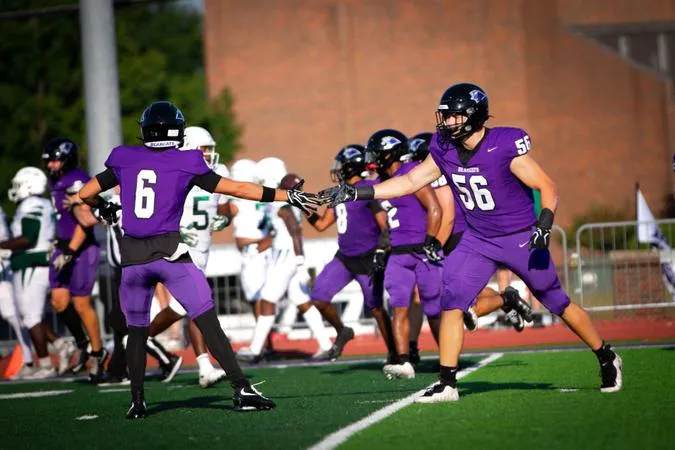 SBU Welcomes Undefeated Roosevelt to Plaster Stadium
