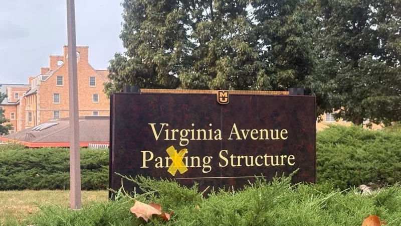 Students make changes to Mizzou campus during 'Hate Week' ahead of KU rivalry game